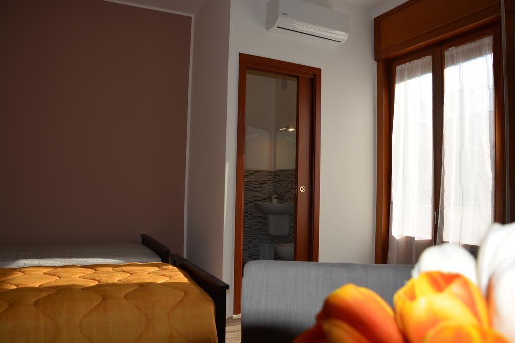 첼리노 산 마르코 Colori Del Salento B&B 외부 사진